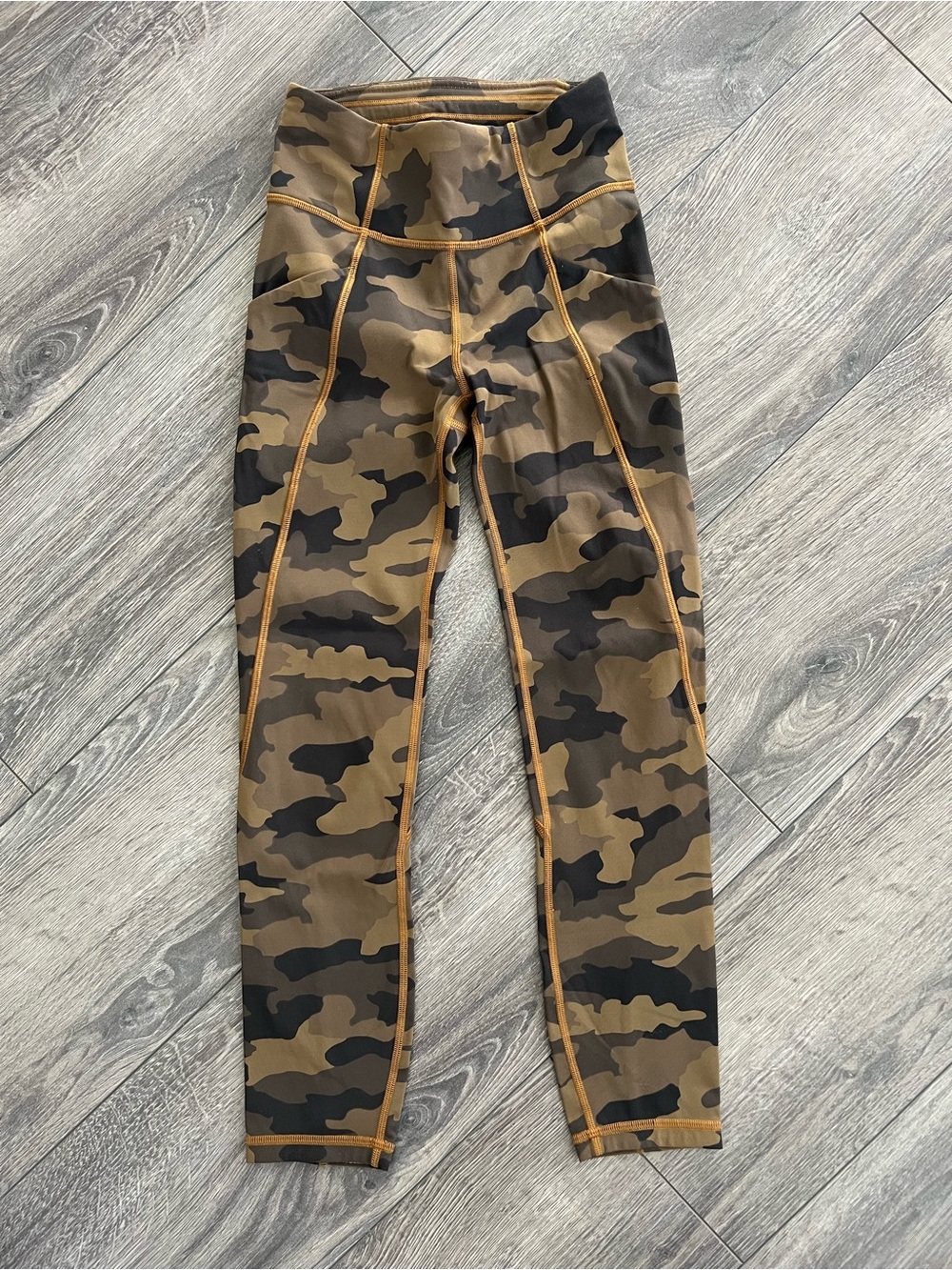 Lululemon Women’s Camo Leggings